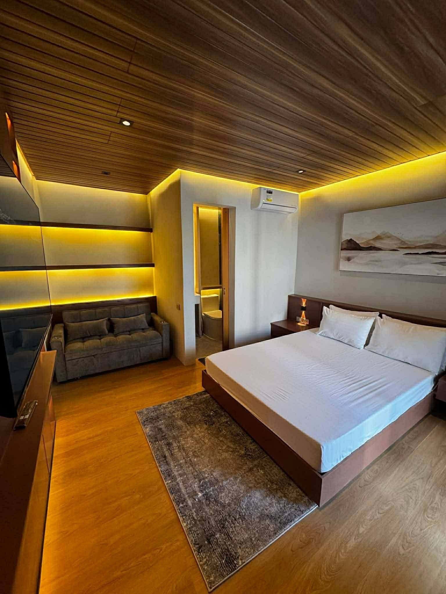 Room 201